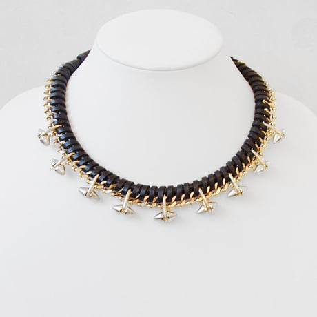 SPIKE & leather short  necklace