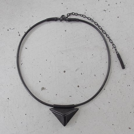 TRIANGULAR pyramid mini necklace