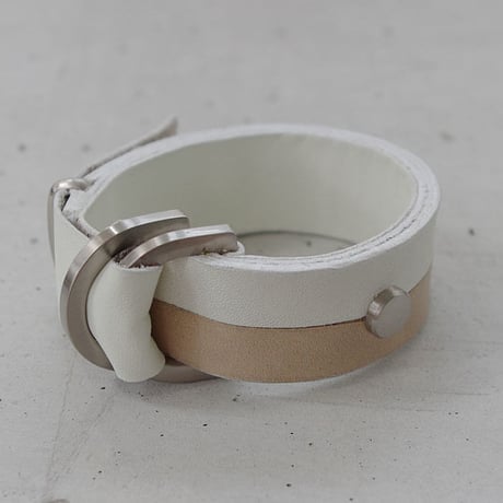 BI COLOR leather D bracelet