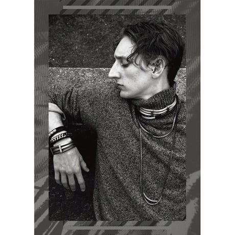 TRIPLICATE metal tube choker