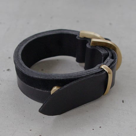 BI COLOR leather D bracelet