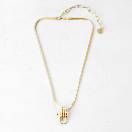 INDUSTRIAL SHACKLE short  necklace