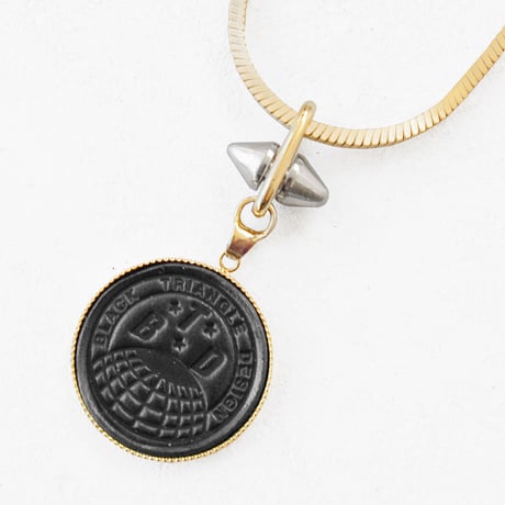 BTD parody logo short necklace
