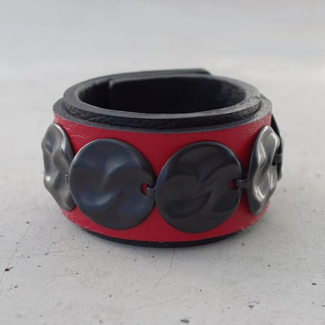 CIRCLE PLATE leather bracelet