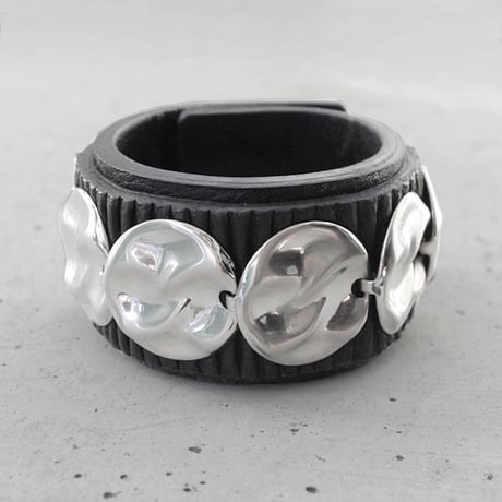 CIRCLE PLATE leather bracelet
