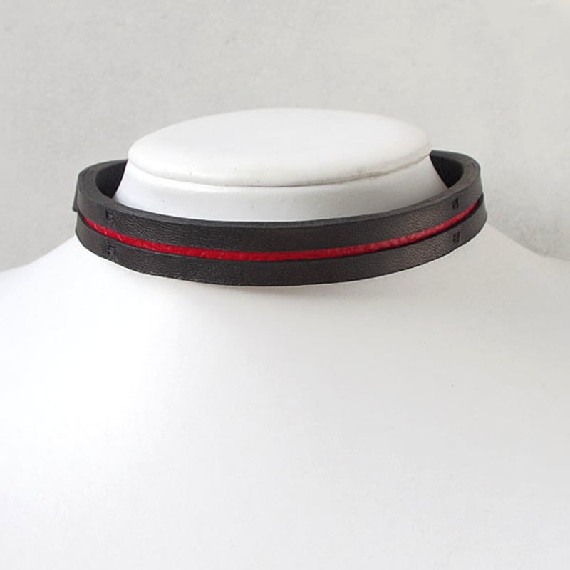 LINE leather choker | BLACK TRIANGLE DESIGN | O