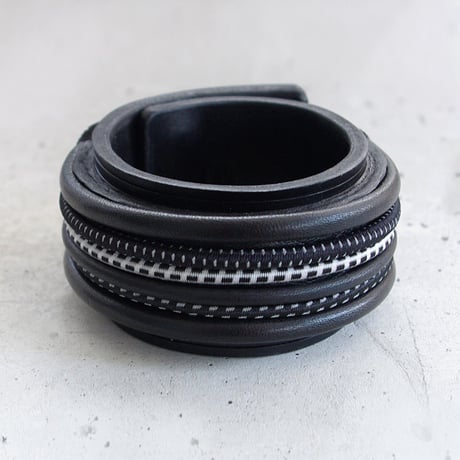 RUBBER CODE & leather bracelet