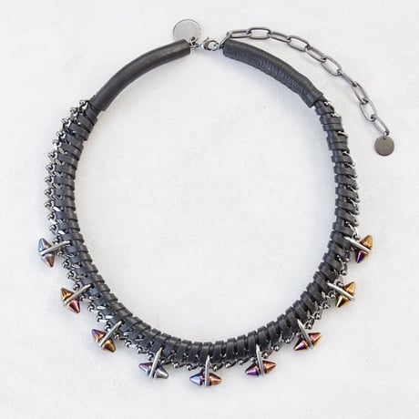 SPIKE & leather short  necklace