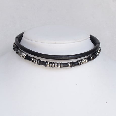 DOUBLE leather choker
