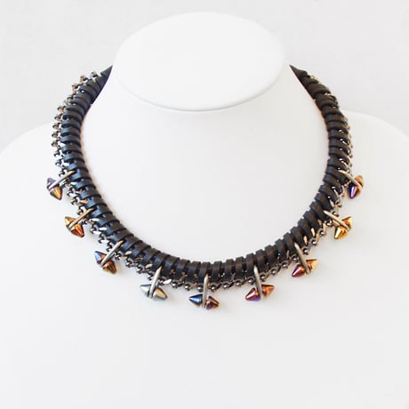 SPIKE & leather short  necklace