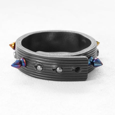 SPIKE leather bracelet