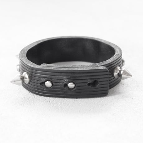 SPIKE leather bracelet