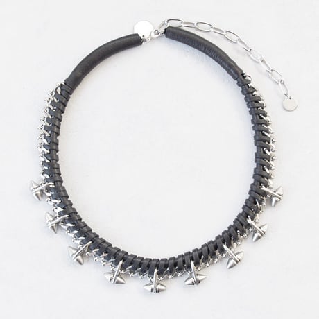 SPIKE & leather short  necklace