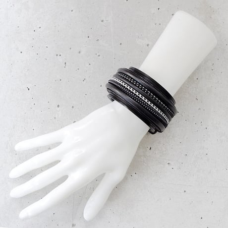 RUBBER CODE & leather bracelet