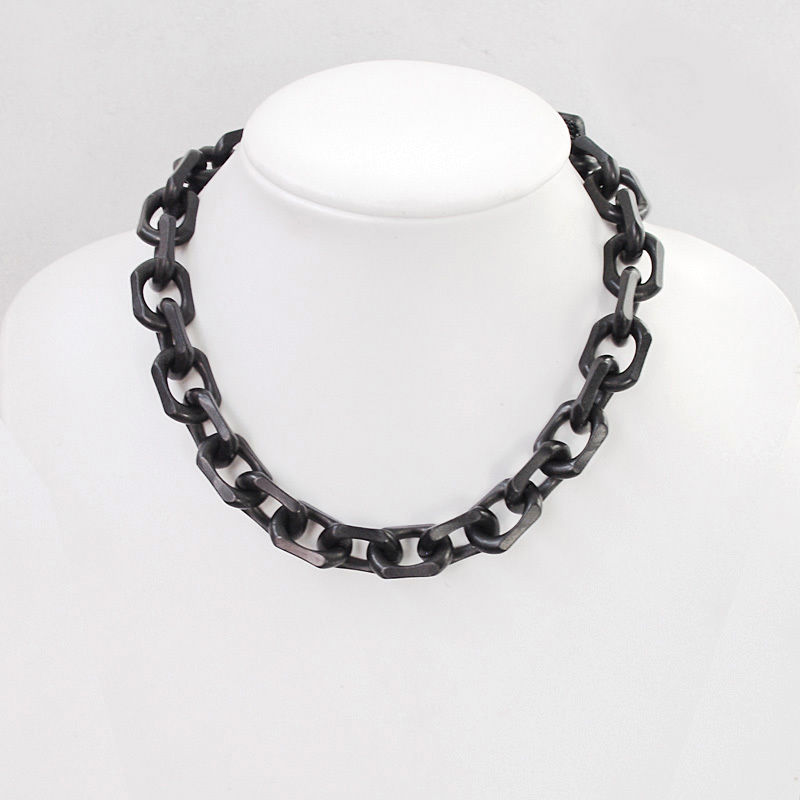 BIG CHAIN & leather short necklace | BLACK TRIA