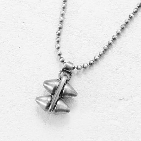 SPIKE & ball chain middle necklace