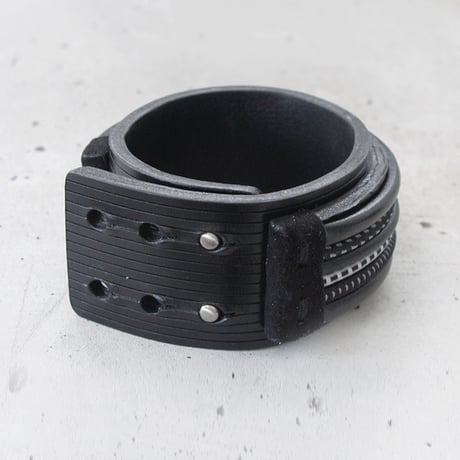 RUBBER CODE & leather bracelet
