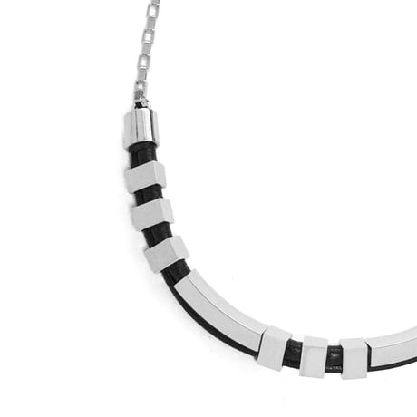 SQUARE TUBE chain & leather necklace