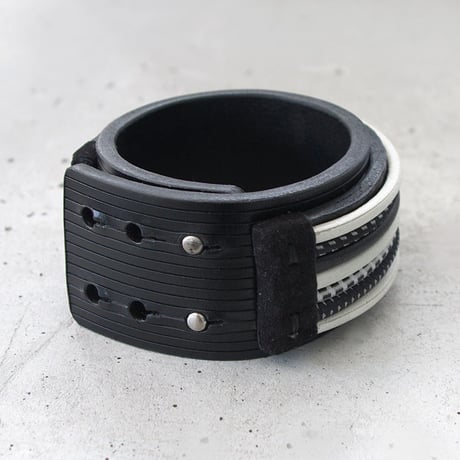RUBBER CODE & leather bracelet