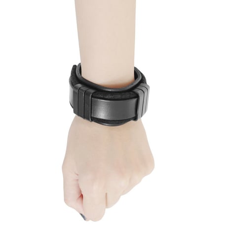 TRIPLICATE square ring leather bracelet
