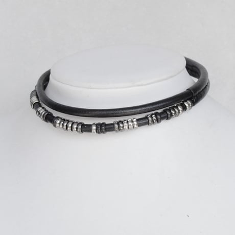 DOUBLE leather choker