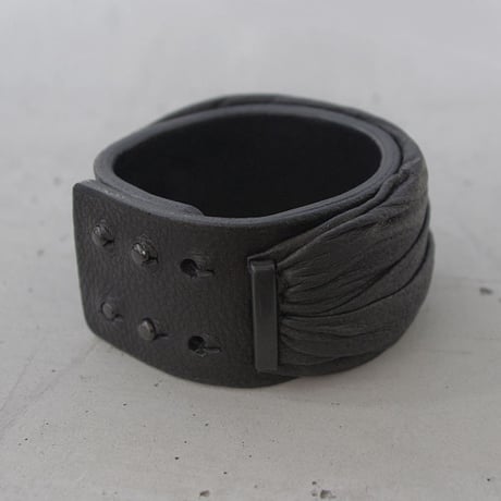 DRAPE leather bracelet