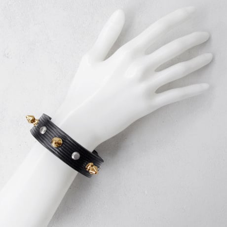 SPIKE leather bracelet