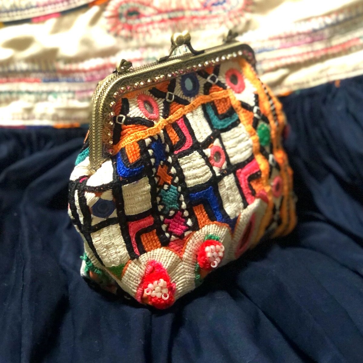 1点物 Kutch刺繍がま口ポーチ《fp8》チェーンハンドル付 | KAroba