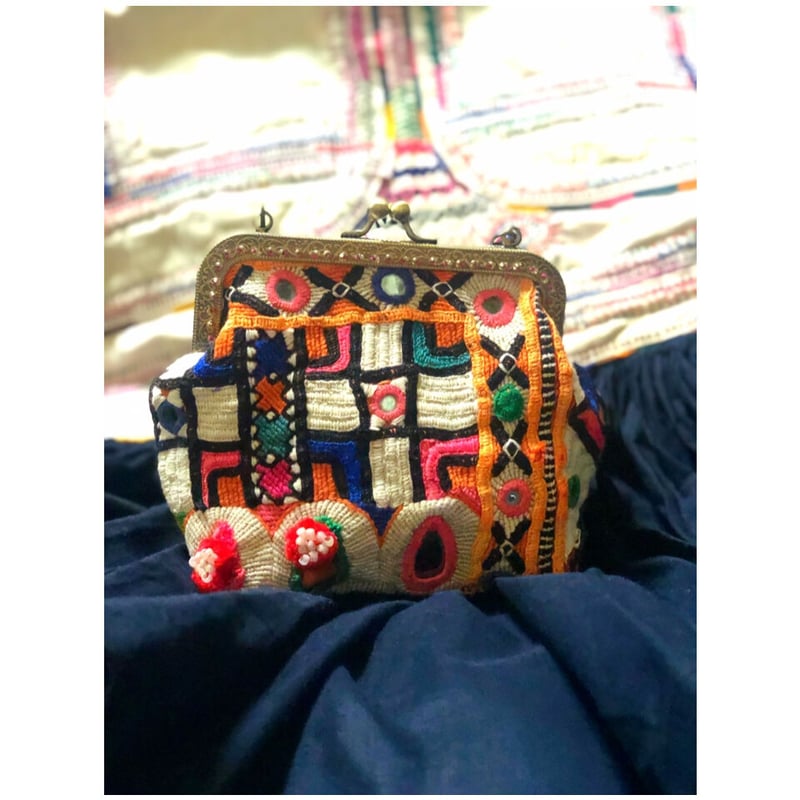 1点物 Kutch刺繍がま口ポーチ《fp8》チェーンハンドル付 | KAroba