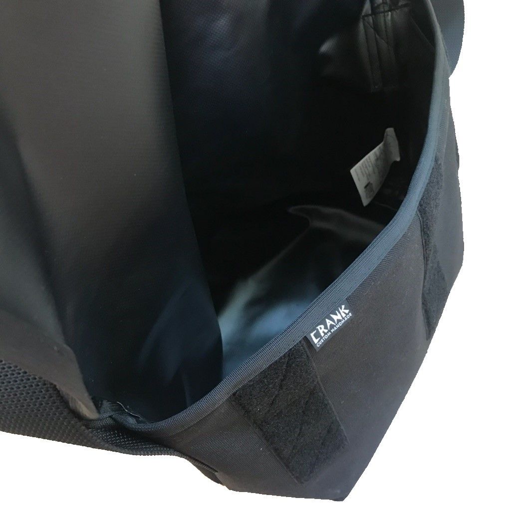 SOLO Small [Black x Black] | CRANK TOKYO WEB STORE