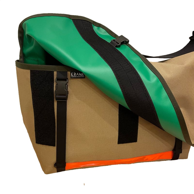 SOLO Medium [Beige x Olive drab trim x Orange r
