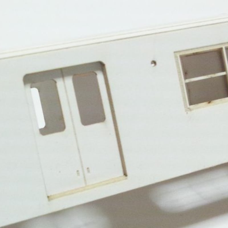 HO】クモハ123系 羽衣線タイプ 1両ペーパーキット 荷物電車改造 HO】クモハ123系 羽衣線タイプ 1両ペーパーキット 荷物電車改造