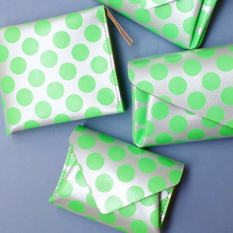 レザーロングウォレット クリアドット ネオングリーン【Leather Long Wallet Clear Dot Neon Green】