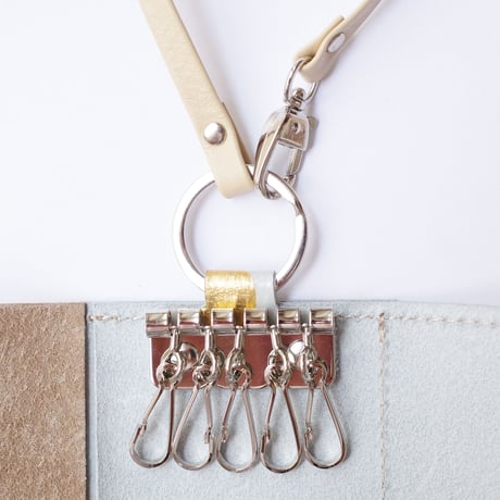 キーパスケースクリアドット ストラップ付き  【Key Passcase Clear Dot with Strap】