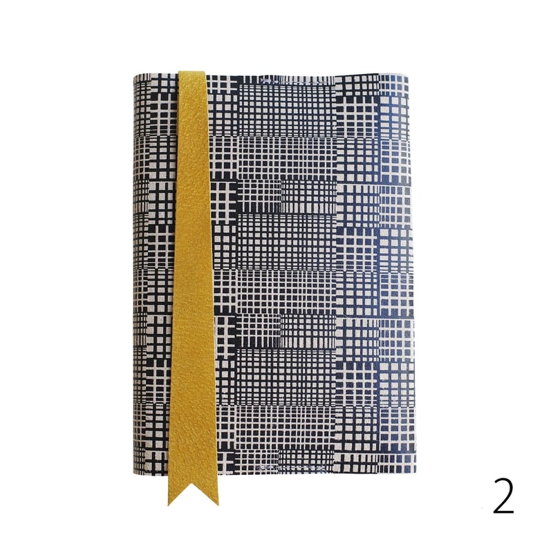 レザーブックカバー 【Leather Book Cover】 | carmine Intern