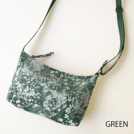 レザーミニサコッシュ ホワイトリキッド  【Leather Mini Crossbody Bag White Liquid】