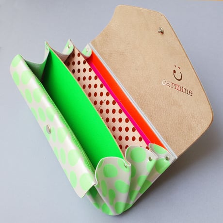 レザーロングウォレット クリアドット ネオングリーン【Leather Long Wallet Clear Dot Neon Green】