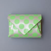コンパクトウォレットクリアドット ネオングリーン 【Compact Wallet Clear Dot Neon Green  】