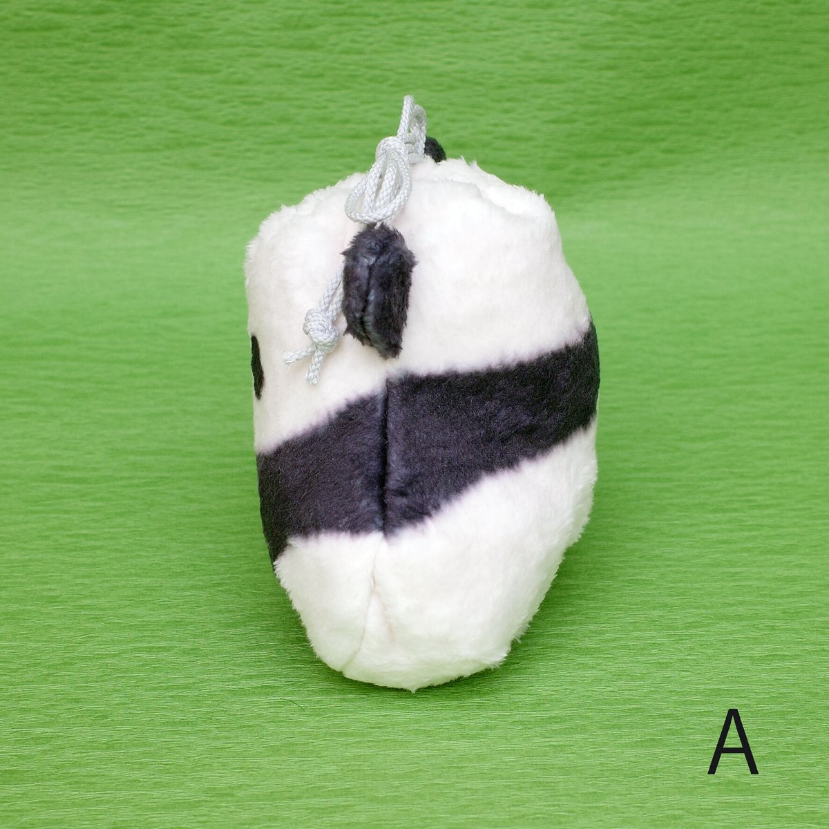 双子パンダのふわふわ巾着袋【Panda pouch】 | carmine Internatio