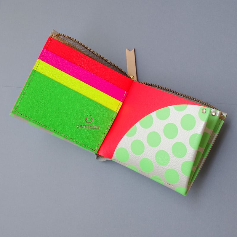 ワンウォレット クリアドットネオングリーン【One Wallet Clear Dot