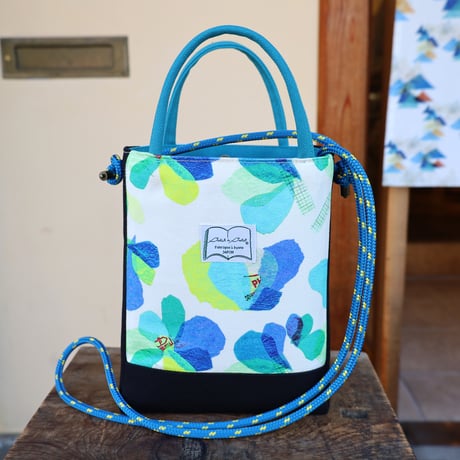 CATEGORY バッグ類 | petit à petit