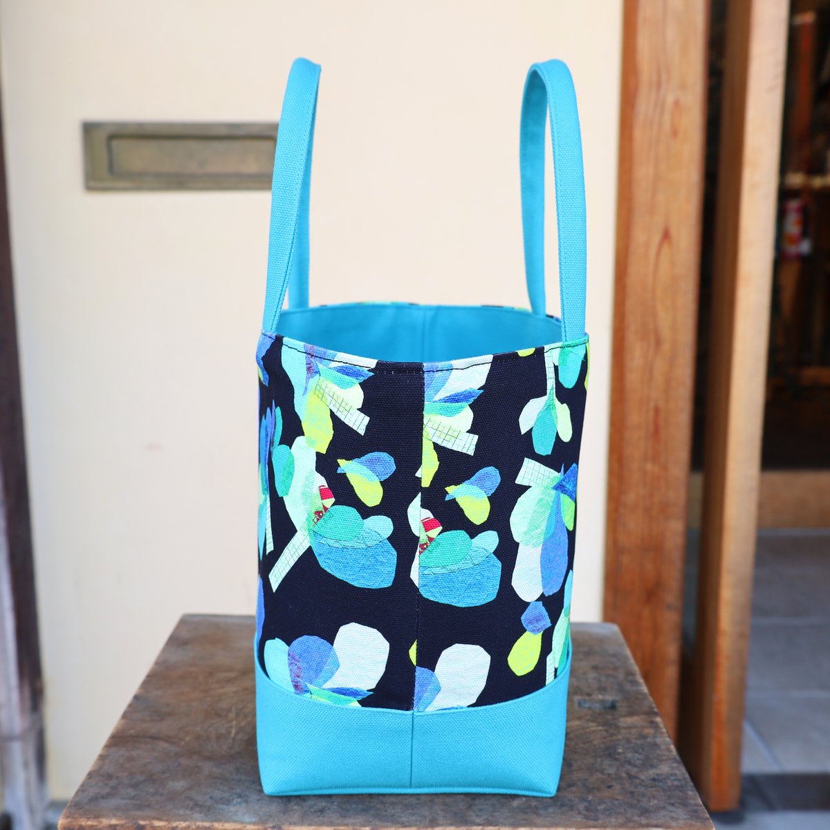 ARCHIVIO トートバッグ ブラック/ターコイズ ARCHIVIO トートバッグ ブラック/ターコイズ ARCHIVIO トート