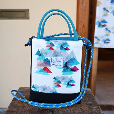 CATEGORY バッグ類 | petit à petit