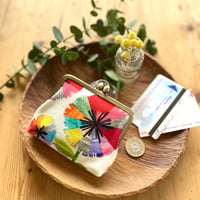 カードも入るがま口【虹花】（クリーム・ターコイズ・ブラック）