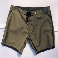 THRILLS  Division Scallop Boardshort Dark Olive 30