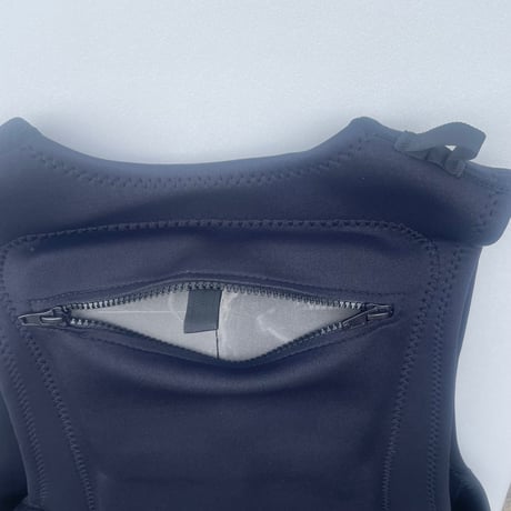 ON’s ACTIVE FLOAT JACKET