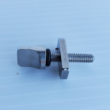 MAGIC SCREW