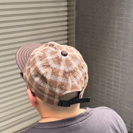 LOW STRAP CAP  -MULTI CHECK-  BROWN