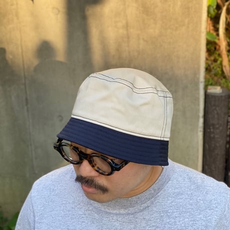 BUCKET SHORTER HAT　"OFF WHITExNAVY"