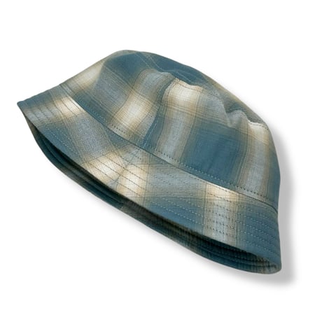 BUCKET SHORTER HAT　"OMBRE CHECK" SMOKY BLUE